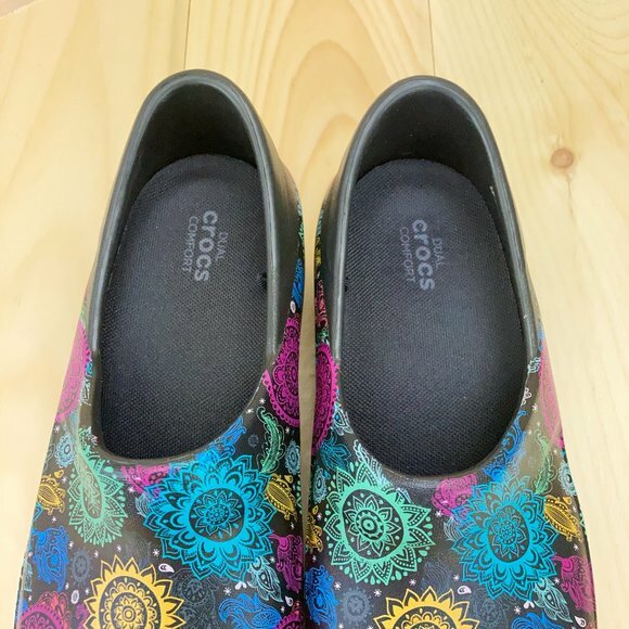 crocs neria pro ii women's work shoes